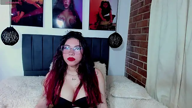 kyliejenner hot online show from 05/12/26, 02:52