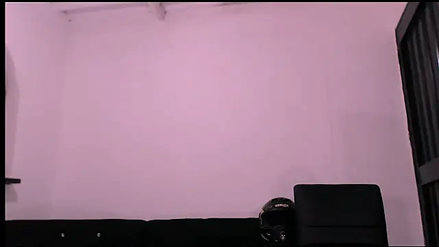 Snapshot of DanielaTsDom chatting on 02/25/25, 06:47 DanielaTsDom online show from 02/25/25, 06:47