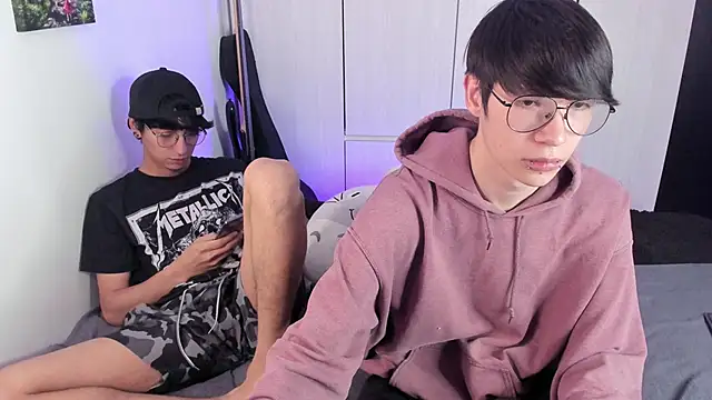 Aventure Twinks online show from 12/17/24, 10:11