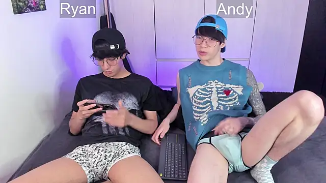 Aventure Twinks online show from 12/20/24, 11:26