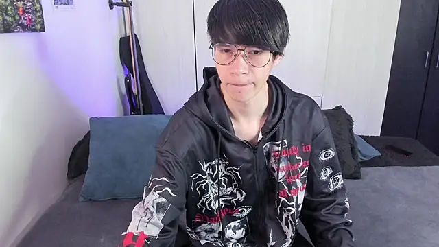 Aventure Twinks online show from 12/24/24, 11:28