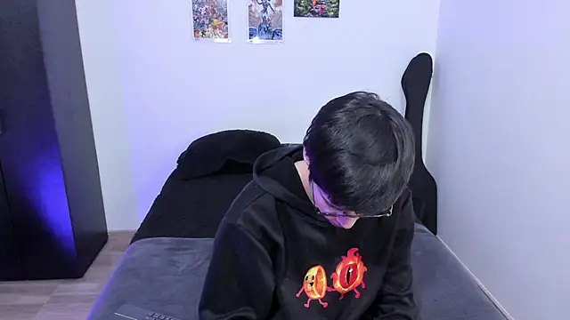 Aventure Twinks online show from 02/26/25, 10:20