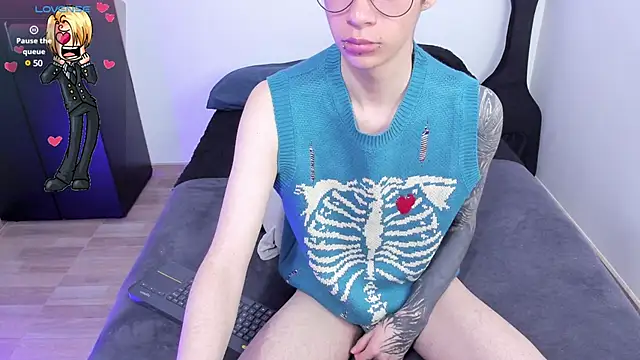 Aventure Twinks online show from 03/08/25, 09:18