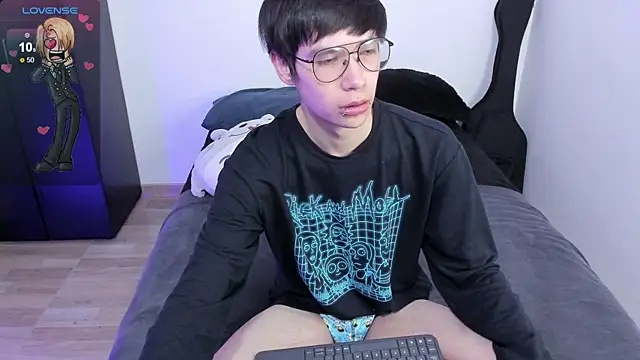 Aventure Twinks online show from 03/23/25, 04:05