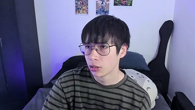 Aventure Twinks online show from 10/25/25, 02:52