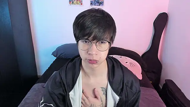 Aventure Twinks online show from 11/22/25, 03:38