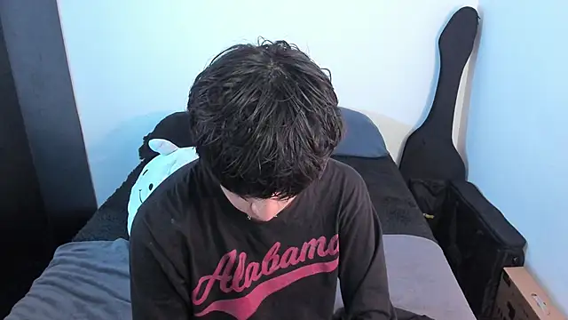 Aventure Twinks online show from 04/12/26, 11:32