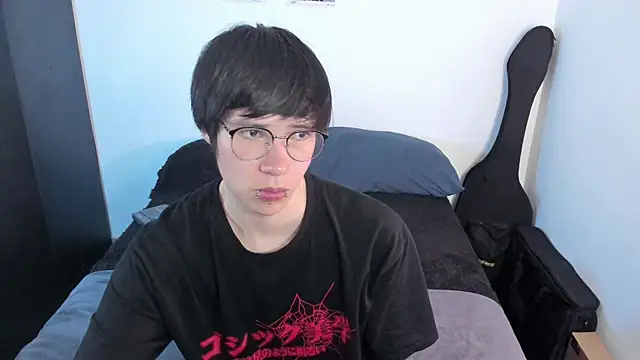 Aventure Twinks online show from 04/22/26, 09:27