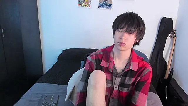 Snapshot of Aventure_Twinks chatting on 05/08/26, 01:00 Aventure Twinks online show from 05/08/26, 01:00