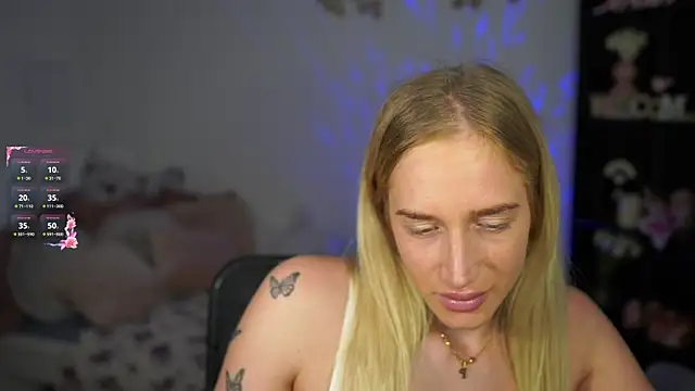 Nicolette  Shea  online show from 01/11/25, 09:57