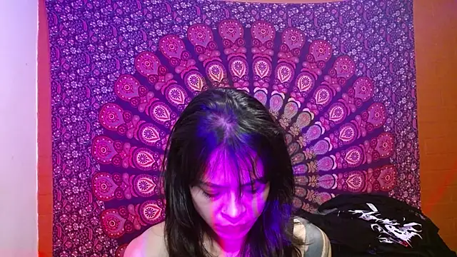 Snapshot of AbbySccott chatting on 06/10/26, 12:11 AbbySccott online show from 06/10/26, 12:11
