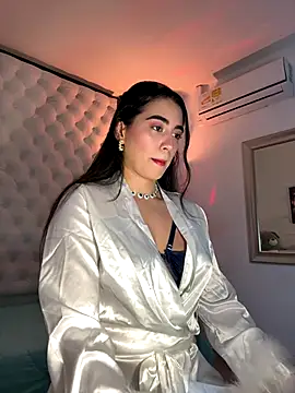 ZarahEvans online show from 12/03/24, 07:55