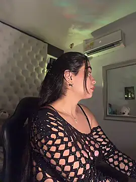 Snapshot of ZarahEvans chatting on 06/30/26, 08:54 ZarahEvans online show from 06/30/26, 08:54
