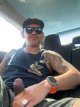 RoodoggXL online show from 03/24/26, 06:46