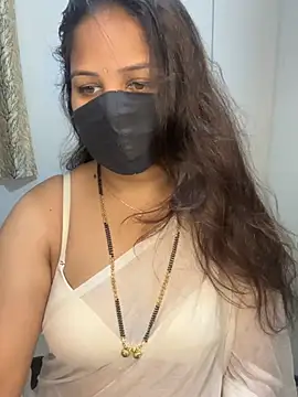 Snapshot of kannadatelugugirl chatting on 12/24/24, 12:44 kannadatelugugirl online show from 12/24/24, 12:44