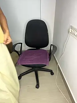 Snapshot of kannadatelugugirl chatting on 01/19/25, 10:50 kannadatelugugirl online show from 01/19/25, 10:50