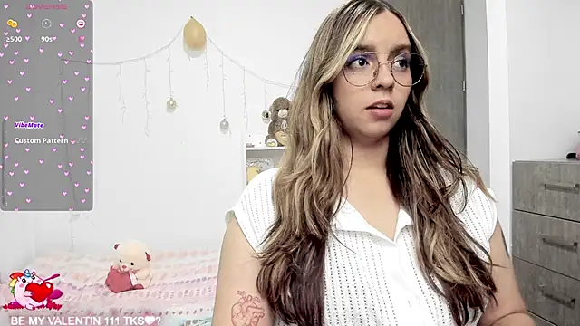 Valery7rose  online show from 02/18/25, 12:48