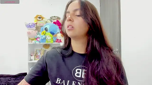 Snapshot of Valery7rose_ chatting on 06/05/26, 04:56 Valery7rose online show from 06/05/26, 04:56