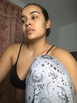 JuanaSimons online show from 05/19/26, 01:56