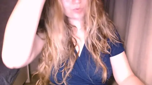 fiona cute 2 online show from 10/05/25, 07:45