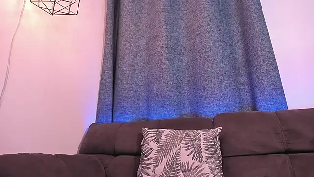 Snapshot of SebastianVilla_ chatting on 02/19/25, 02:12 SebastianVilla online show from 02/19/25, 02:12
