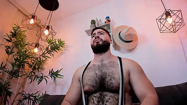 SebastianVilla  online show from 07/17/26, 10:25