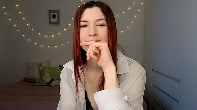 AliciaNewell online show from 03/09/26, 05:33