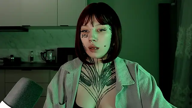 tradishka online show from 02/09/25, 01:44