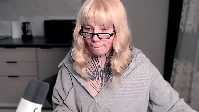 tradishka online show from 03/22/25, 11:53