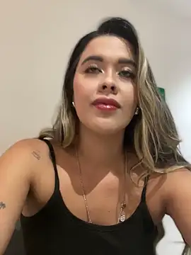 Snapshot of Emilia_Bakerr chatting on 12/28/24, 06:18 Emilia Bakerr online show from 12/28/24, 06:18