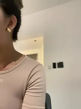 Snapshot of Emilia_Bakerr chatting on 03/03/25, 06:12 Emilia Bakerr online show from 03/03/25, 06:12