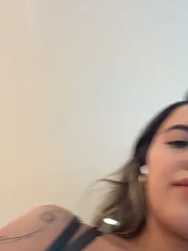 Snapshot of Emilia_Bakerr chatting on 06/17/26, 07:48 Emilia Bakerr online show from 06/17/26, 07:48