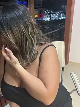 Snapshot of MrsFoucher chatting on 12/08/24, 02:49 MrsFoucher online show from 12/08/24, 02:49