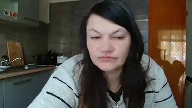 Snapshot of Lucinka1 chatting on 03/10/26, 07:02 Lucinka1 online show from 03/10/26, 07:02