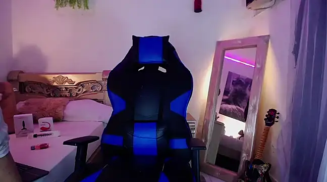 huge armound online show from 02/15/25, 11:36