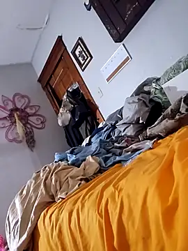 sweetkitty111 online show from 01/12/25, 02:45