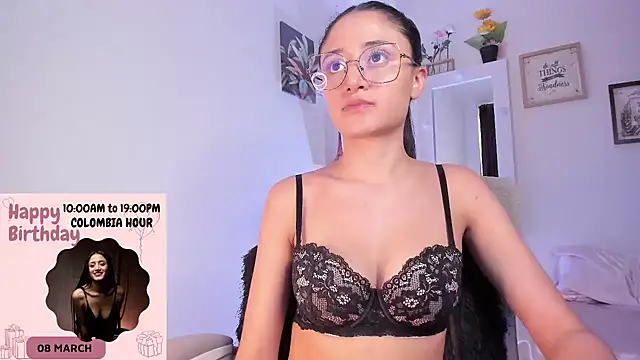  Caroliinee  online show from 03/07/25, 07:16