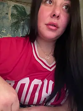 DaisyStreet online show from 12/14/25, 04:45