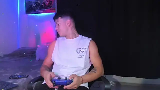 Dominic Biker   online show from 12/15/24, 03:02