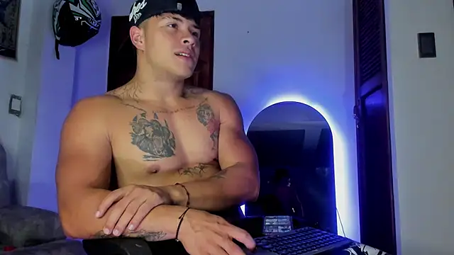 Dominic Biker   online show from 07/21/26, 04:59