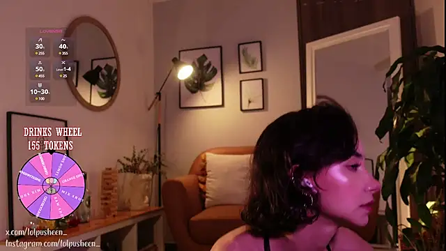 Snapshot of JulietteDee chatting on 01/11/25, 01:06 JulietteDee online show from 01/11/25, 01:06