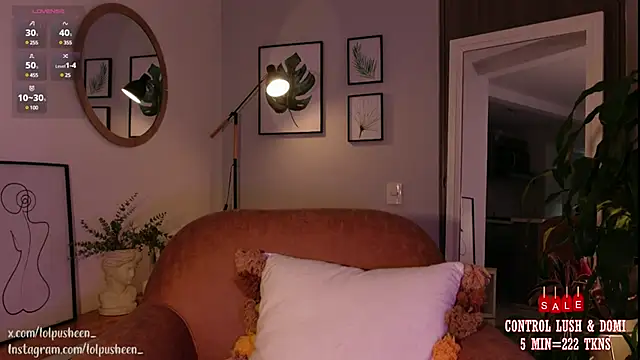 Snapshot of JulietteDee chatting on 02/23/25, 09:48 JulietteDee online show from 02/23/25, 09:48