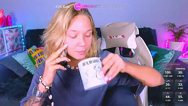 Snapshot of Karen_morris chatting on 07/02/26, 03:23 Karen morris online show from 07/02/26, 03:23