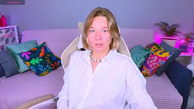 Snapshot of Karen_morris chatting on 07/20/26, 06:32 Karen morris online show from 07/20/26, 06:32