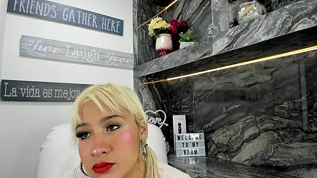 miss danika online show from 02/07/25, 11:01