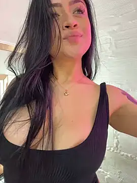 lucianaroy online show from 02/28/25, 11:47