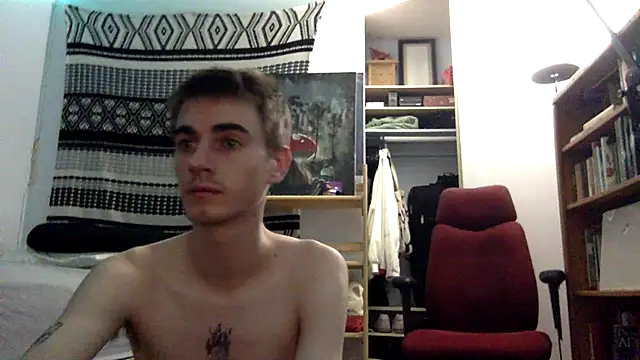 Snapshot of spicylaboi chatting on 11/22/25, 02:43 spicylaboi online show from 11/22/25, 02:43