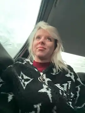 LikaCat online show from 10/30/25, 01:51