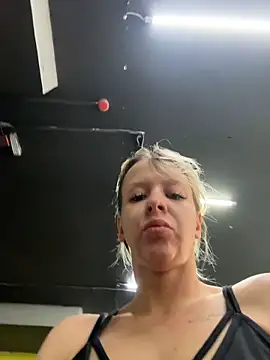 LikaCat online show from 02/01/26, 03:27