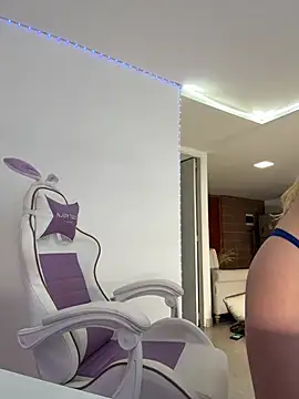 Alison Diaz17 online show from 02/09/25, 10:32